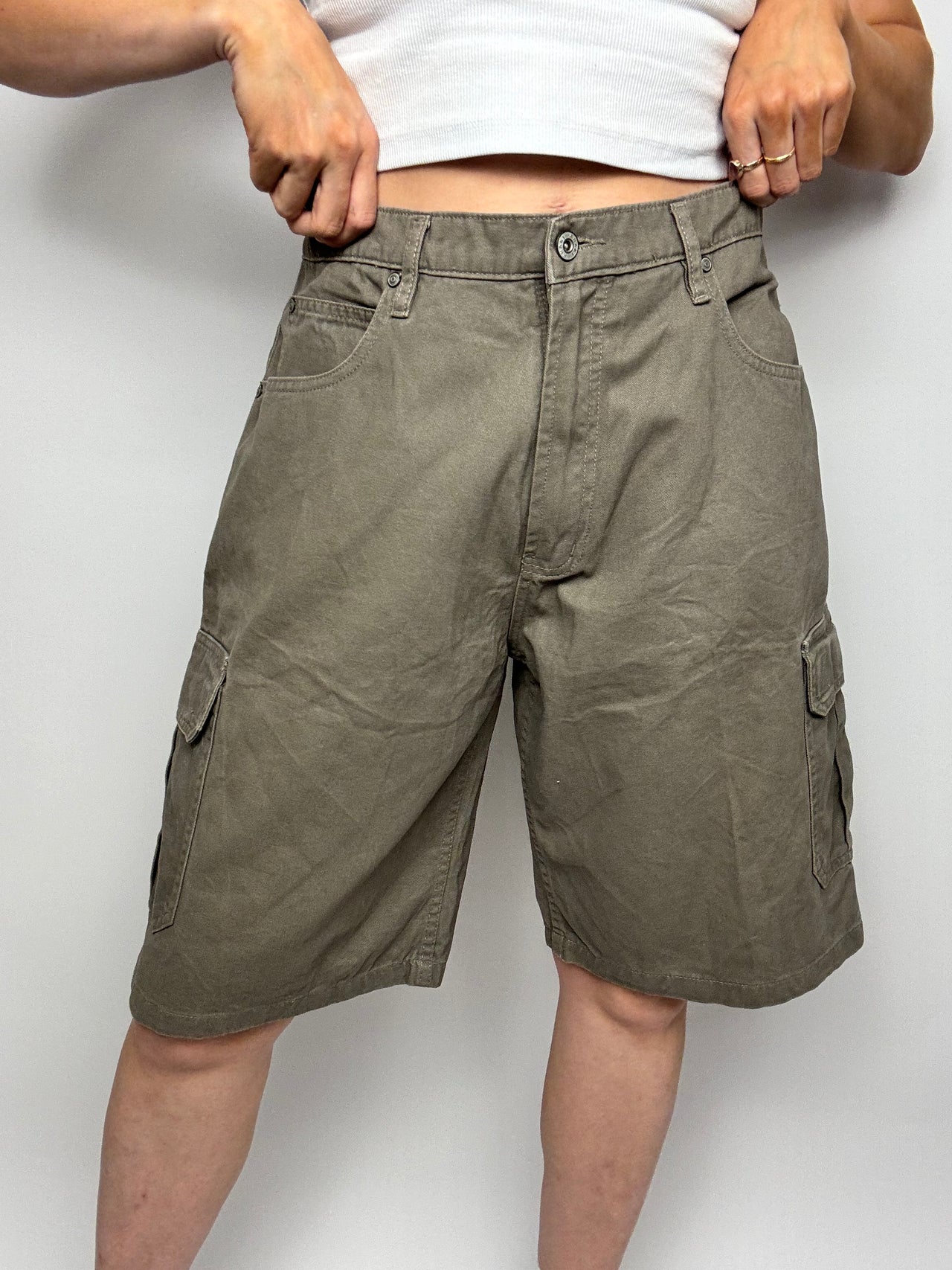 Vintage-Cargo-Shorts in Khaki