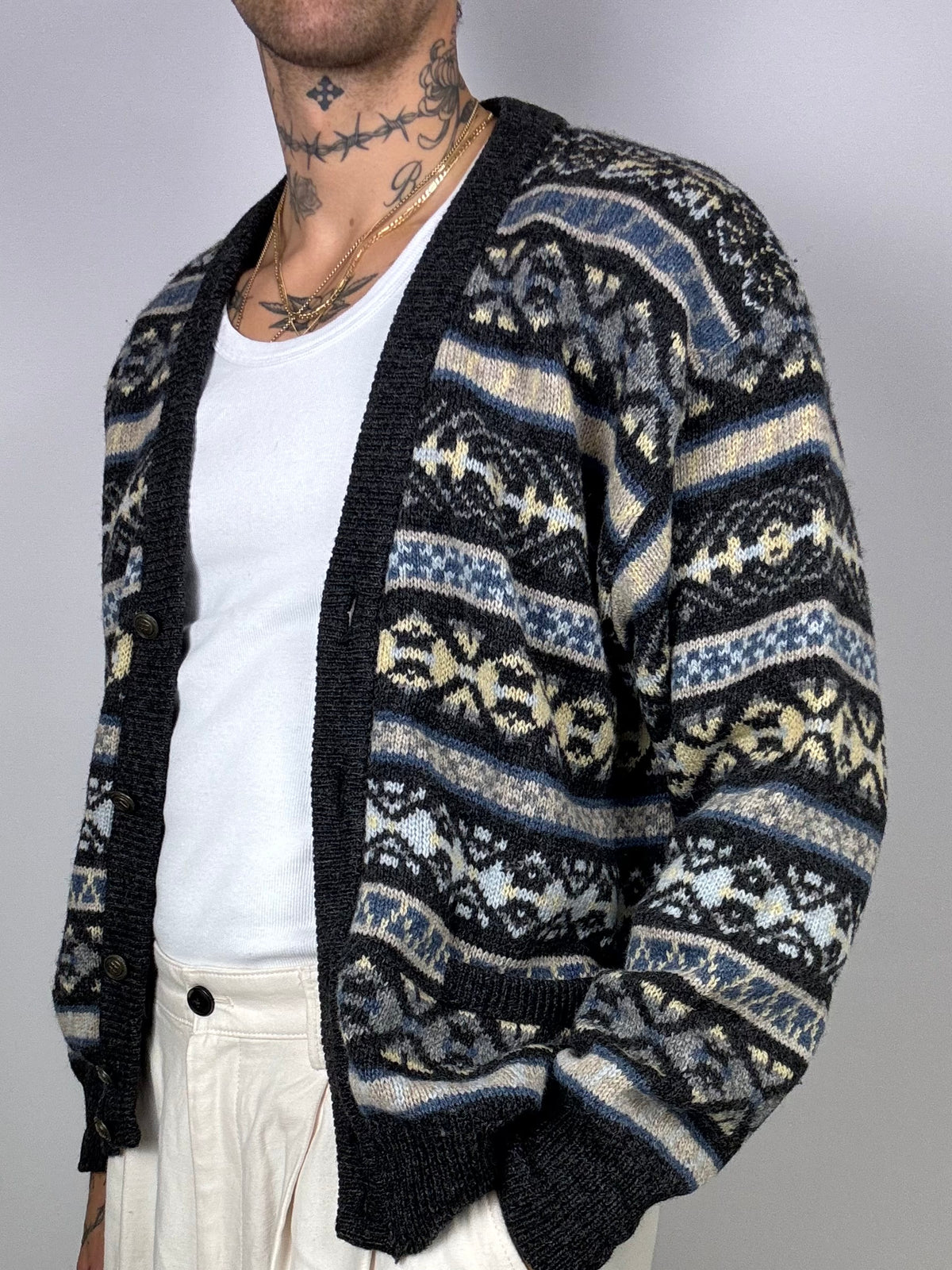 Patterned button cardigan