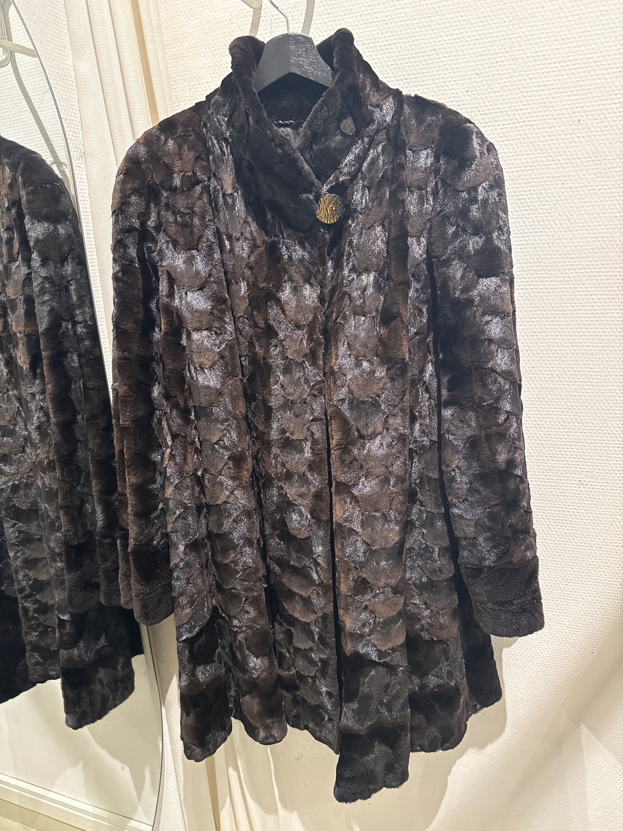 Fourrure véritable brune L live