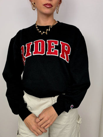 Champion Vintage M Black Sweater