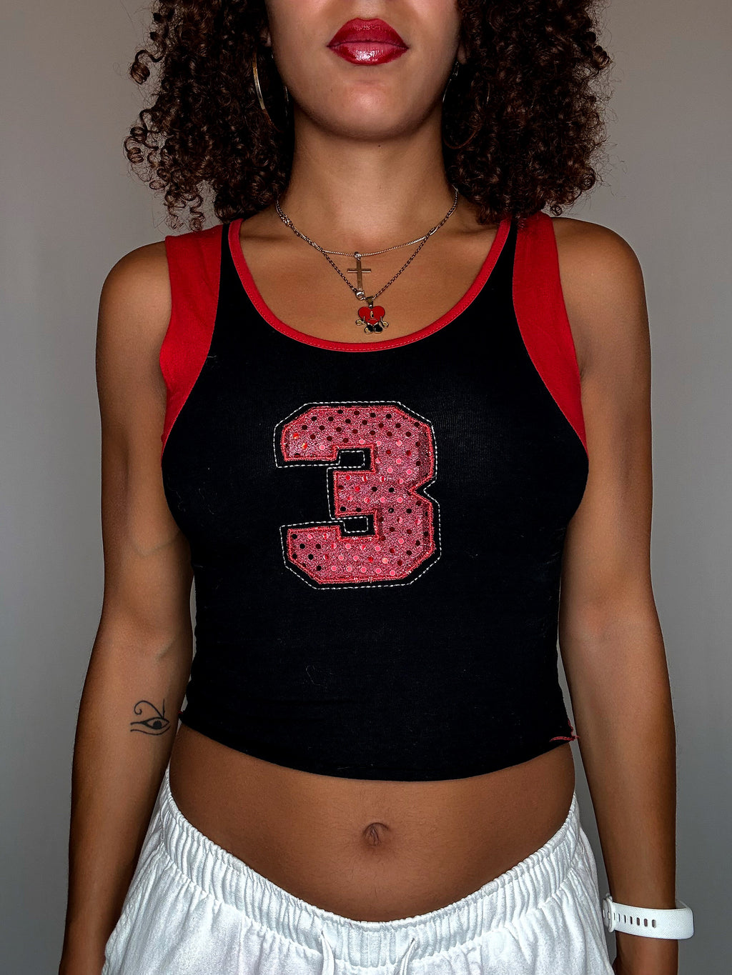 Tshirt noir et rouge S/M vintage