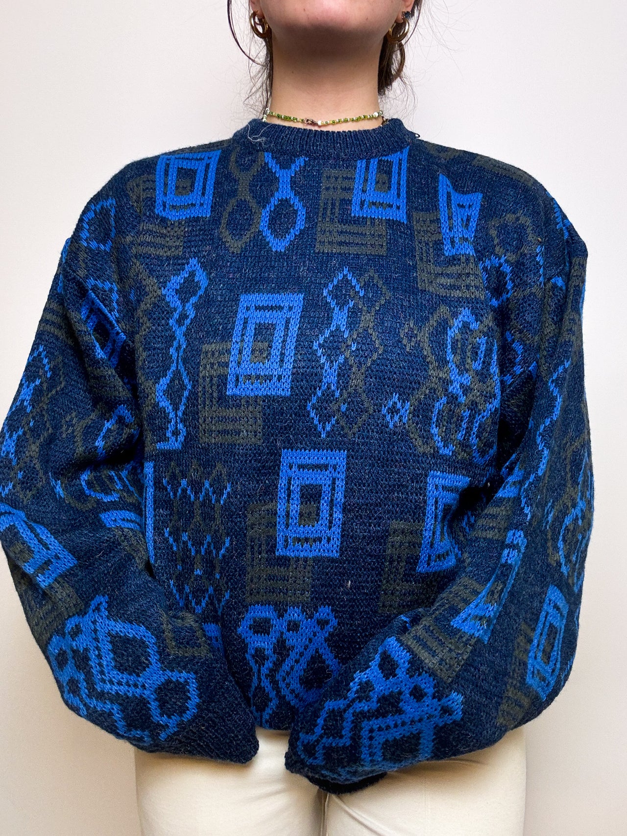 Blue vintage wool sweater L 