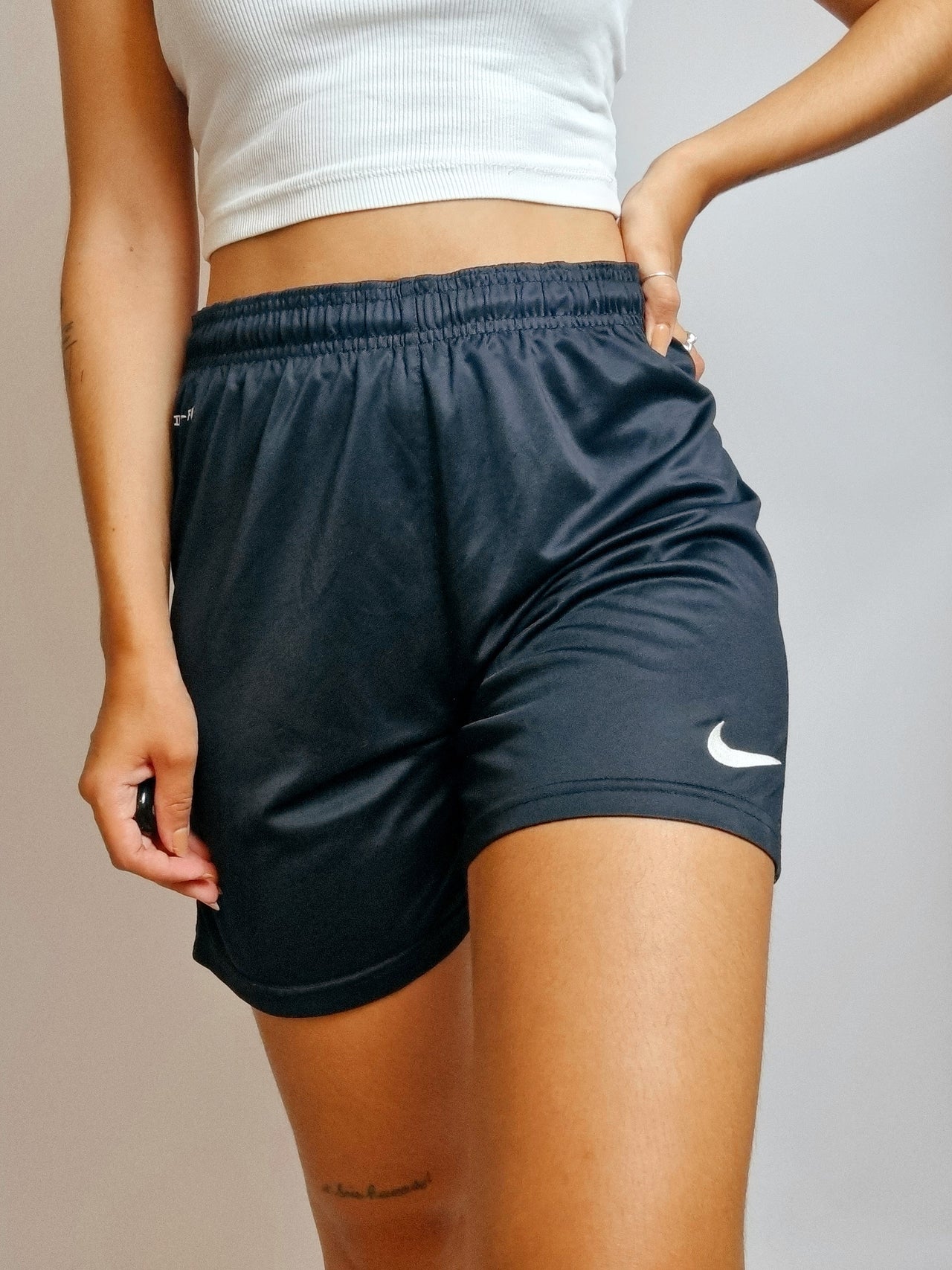 Short vintage noir Nike Dri-Fit S