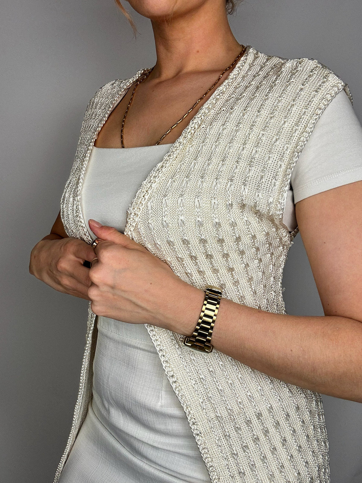 Gilet sans manche blanc cassé en crochet vintage