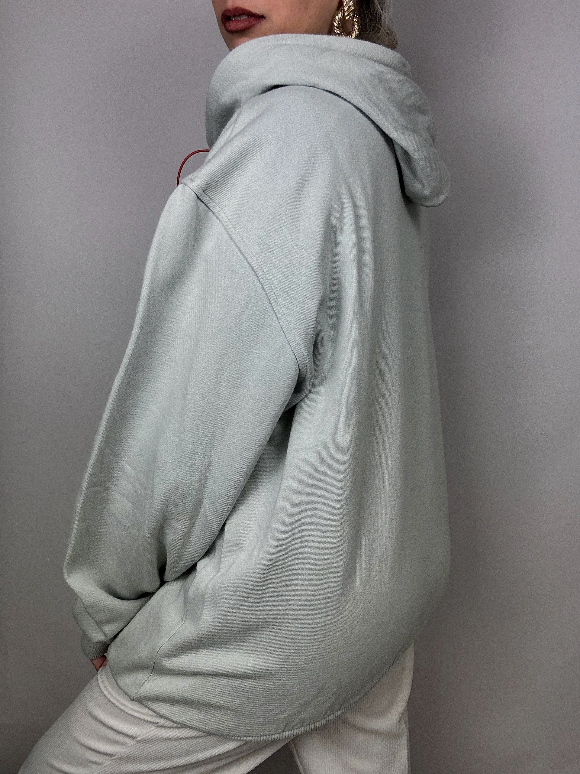 Fila hellgrauer und orangefarbener Hoodie