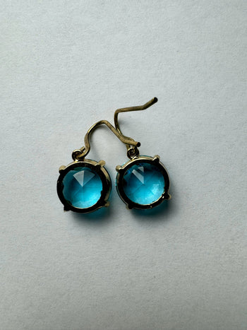 Boucles d'oreilles vintage orné d'une pierre turquoise