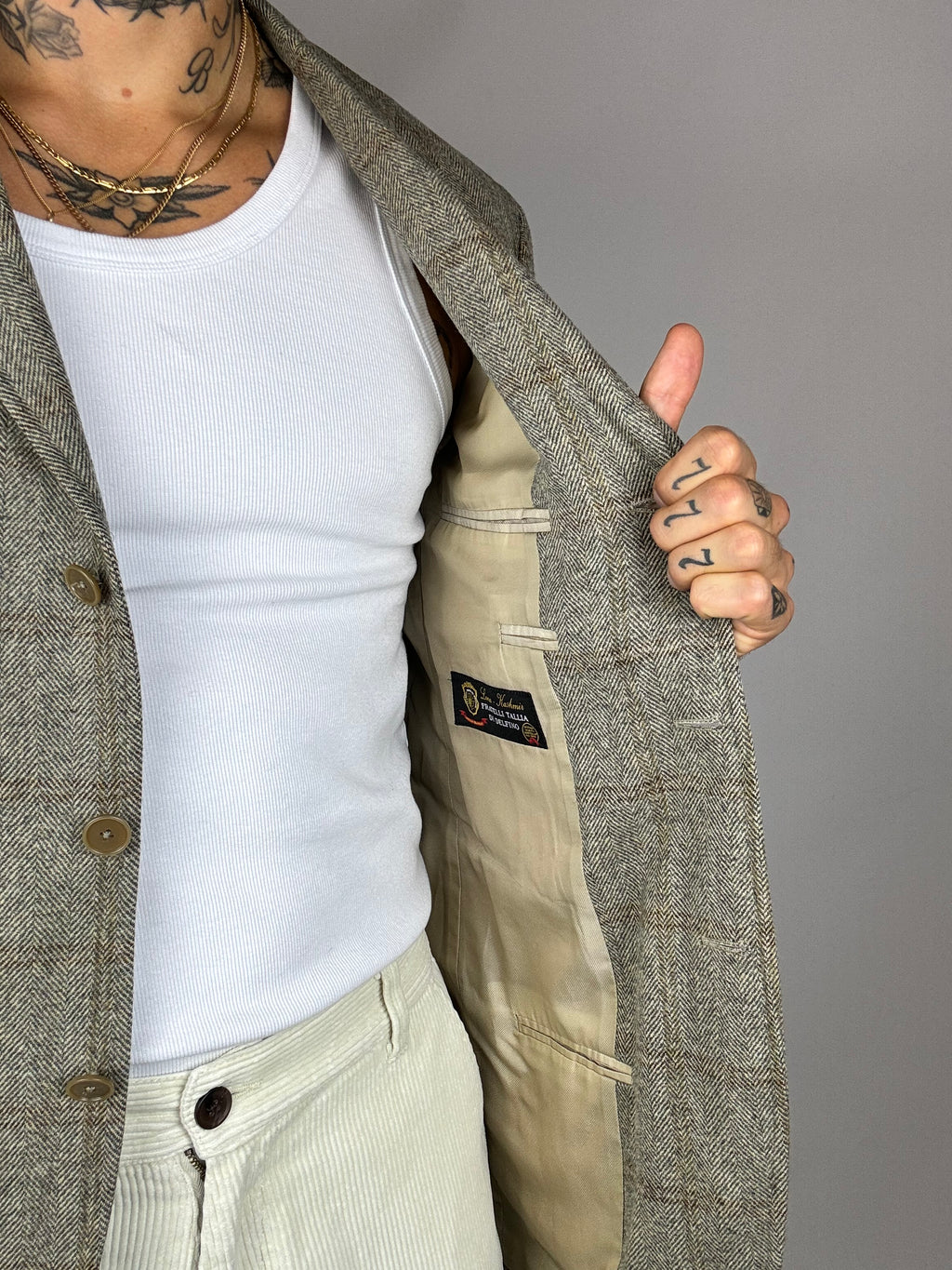 Vintage beige checkered blazer