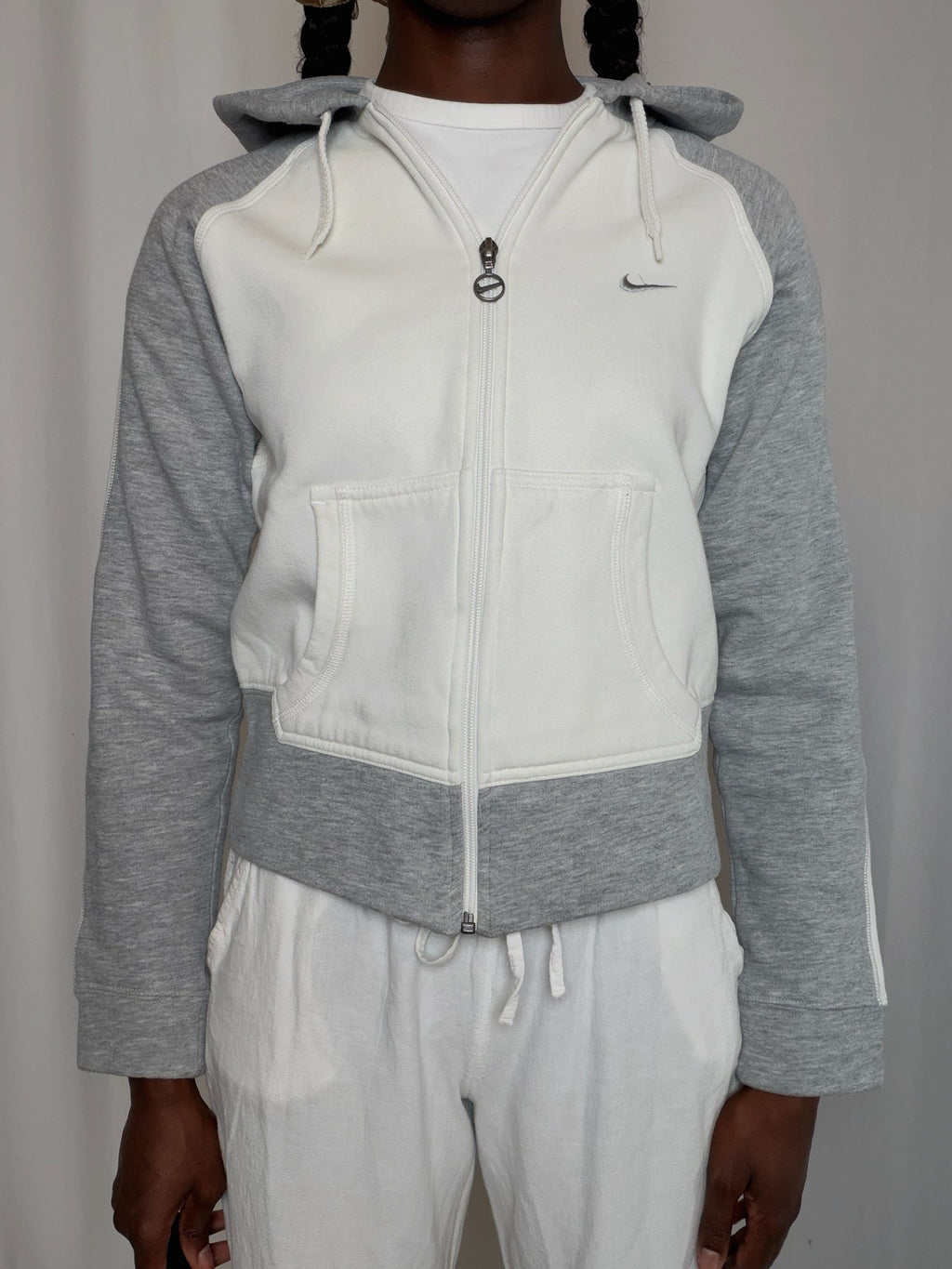 Sweat gris et blanc Nike XS vintage