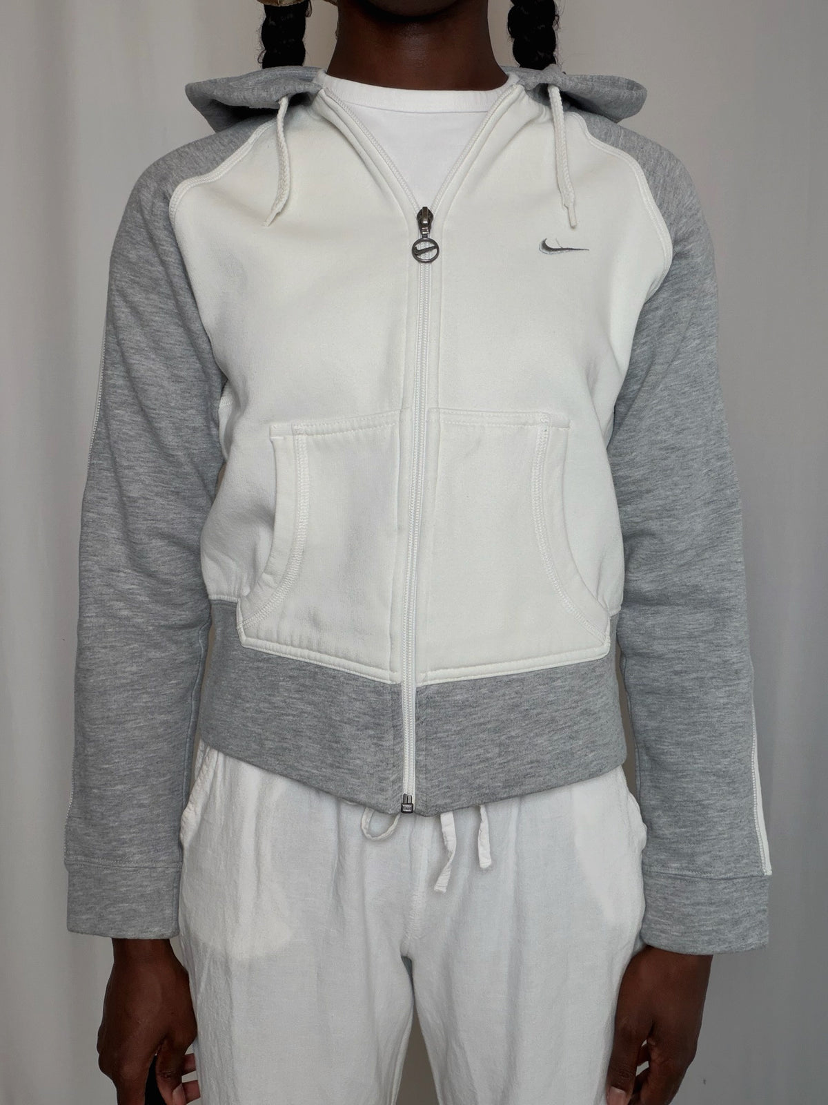 Sweat gris et blanc Nike XS vintage