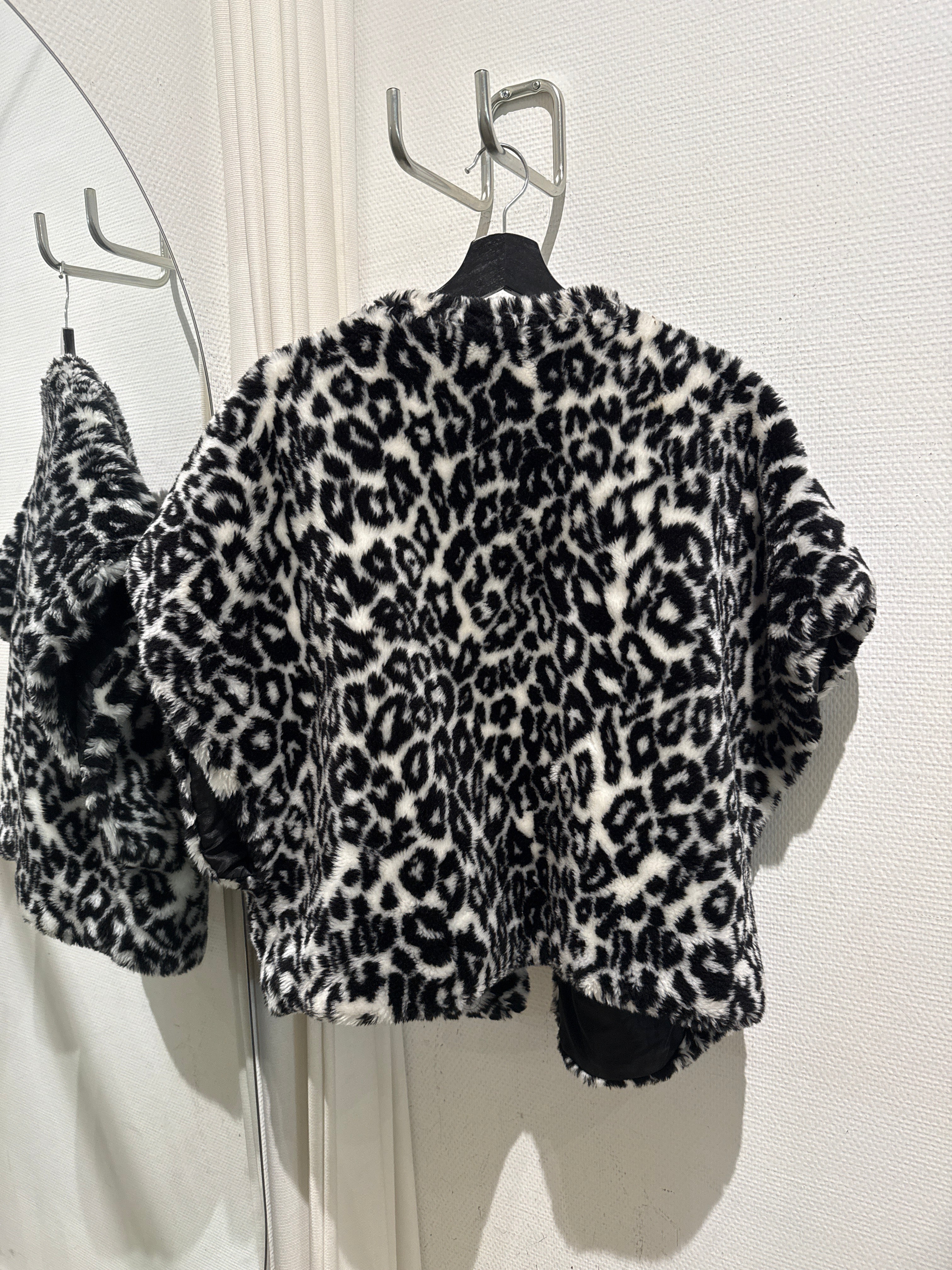 Bolero en Fausse fourrure léopard M/L live