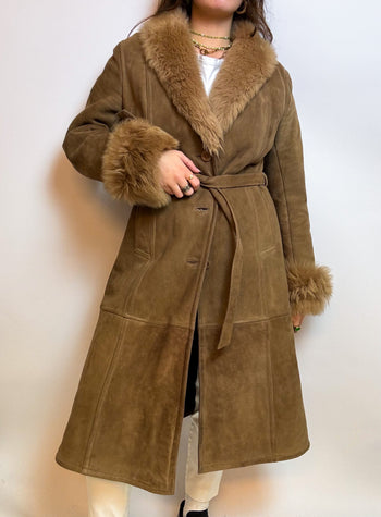 Beige shearling coat M/L 