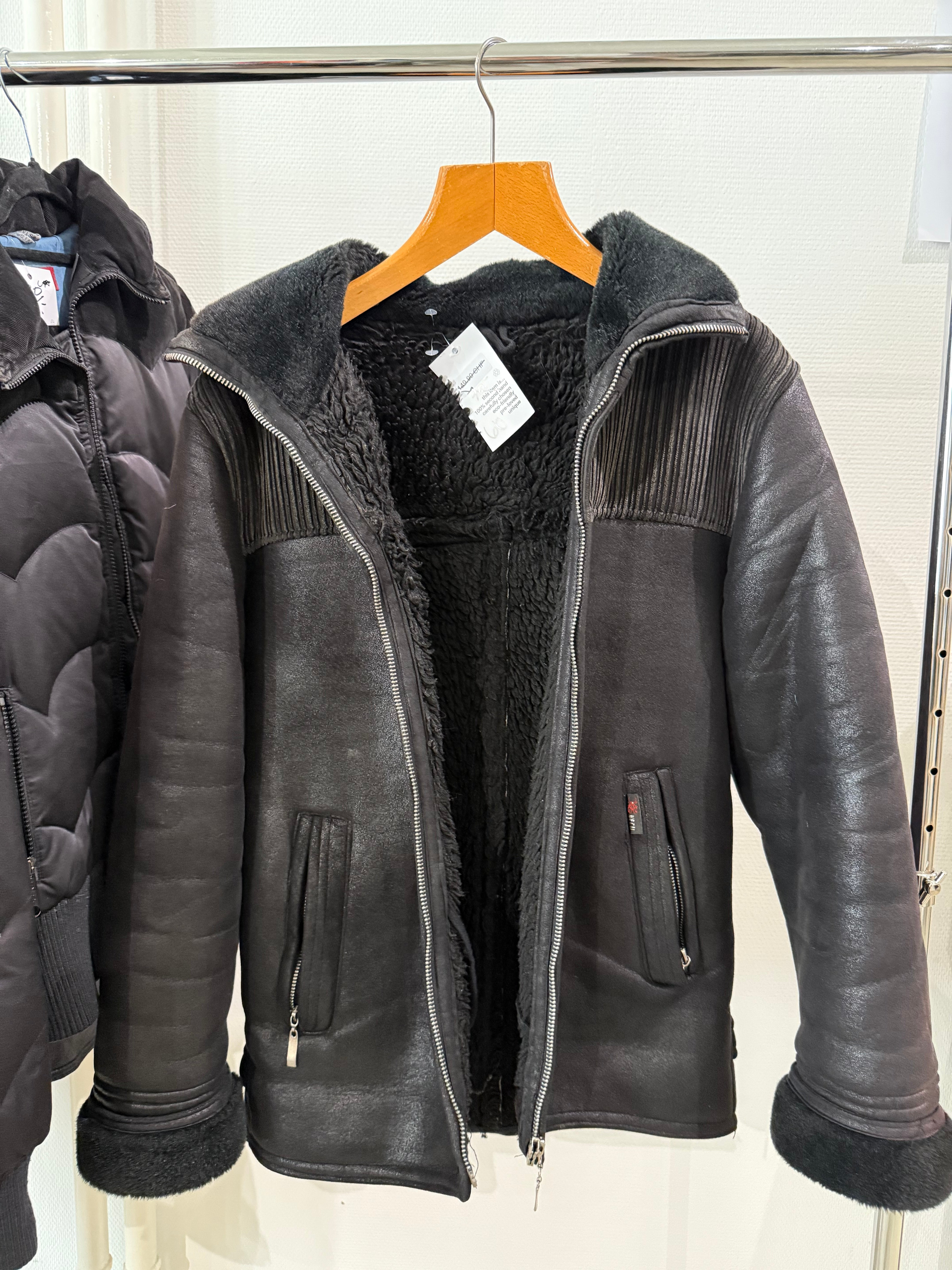 Mouton retourné noir L