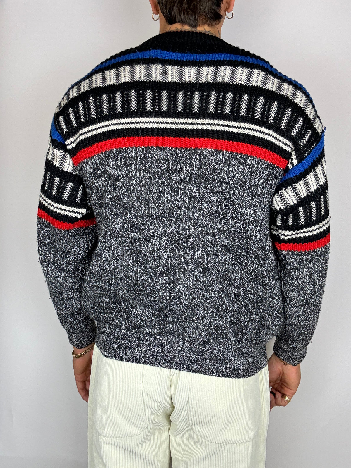 Vintage gray knitted sweater
