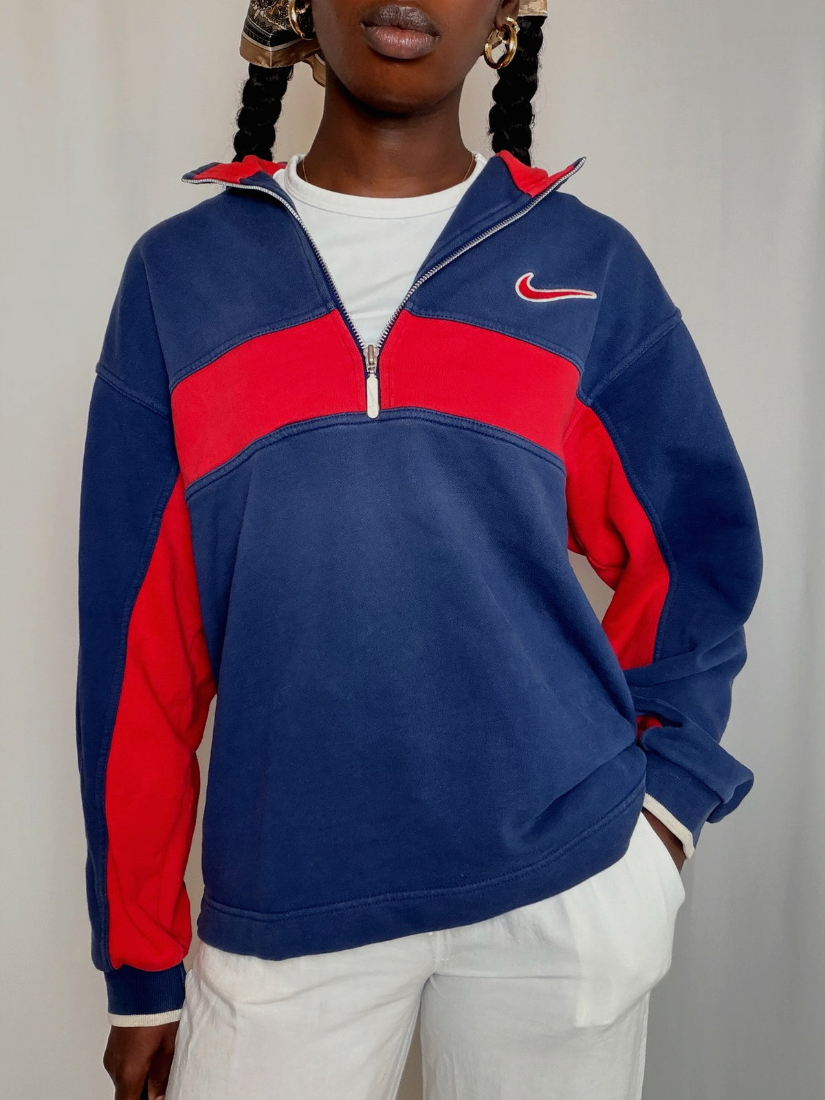 Sweat Bleu Marine Et Rouge Nike S vintage