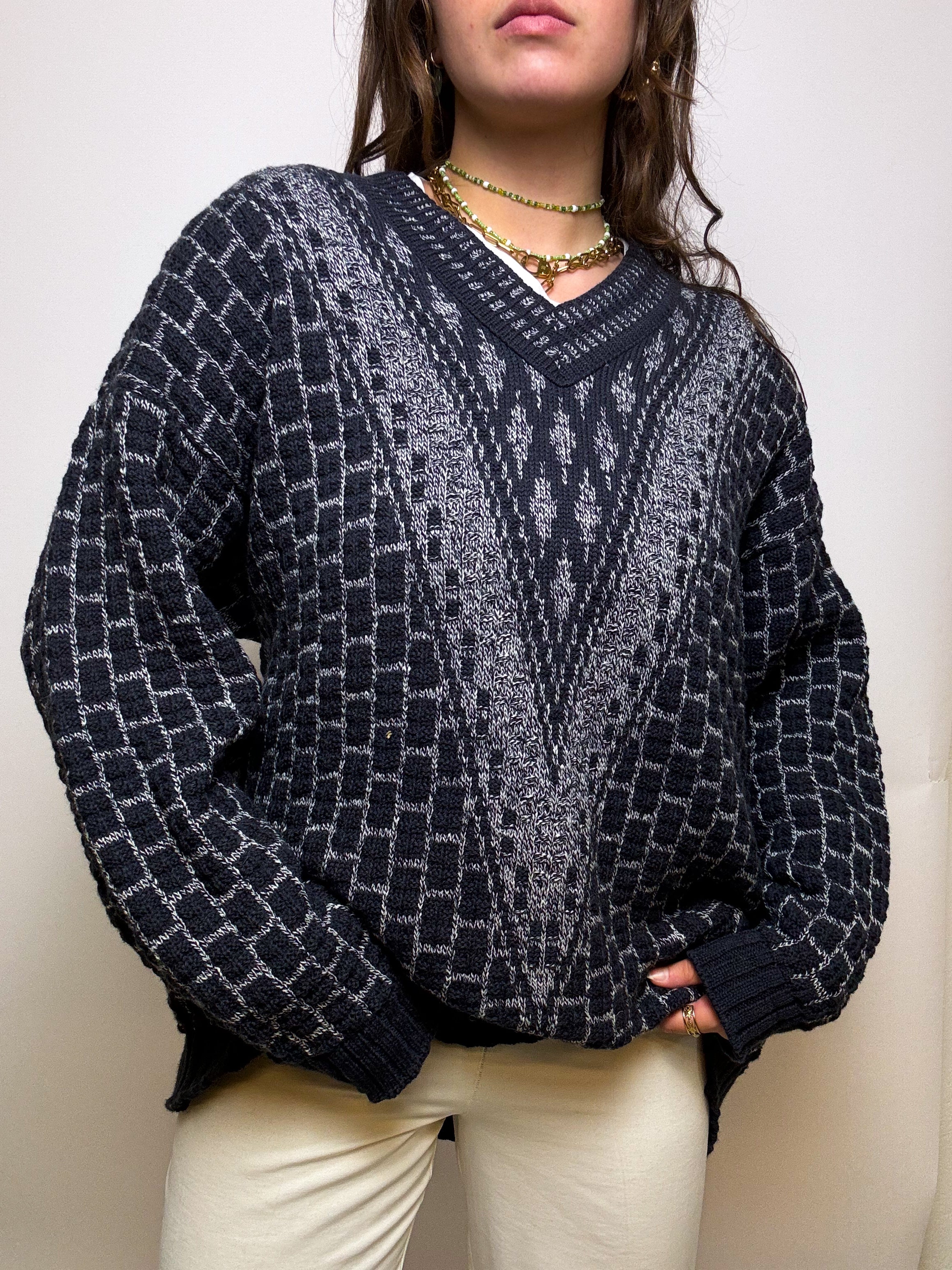 Gray and black vintage wool sweater L/XL 