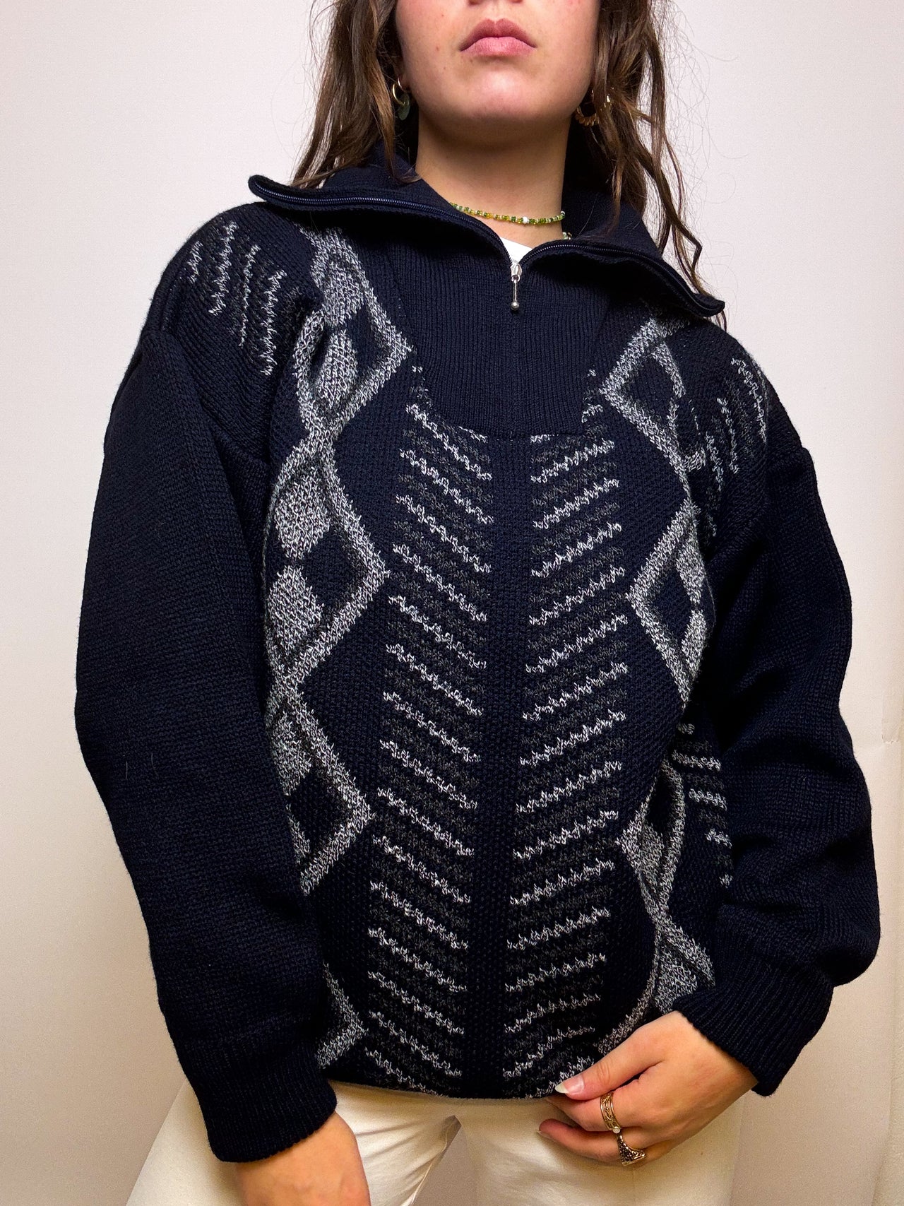 Dark blue sweater with vintage zip L 