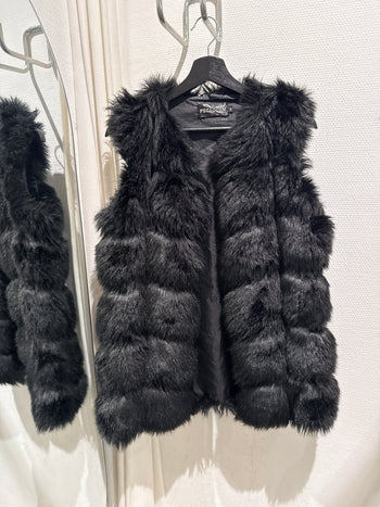 Fourrure sans manche noire M live