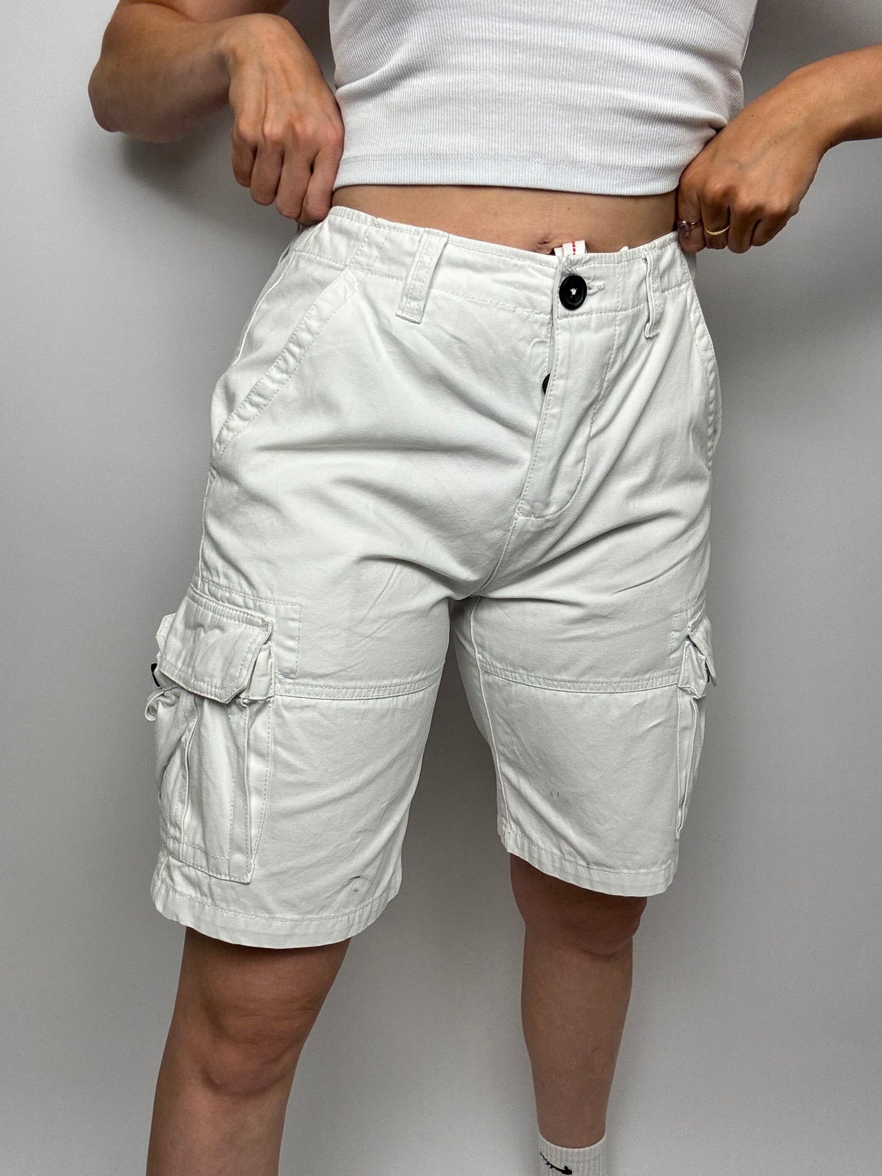 Short cargo blanc vintage