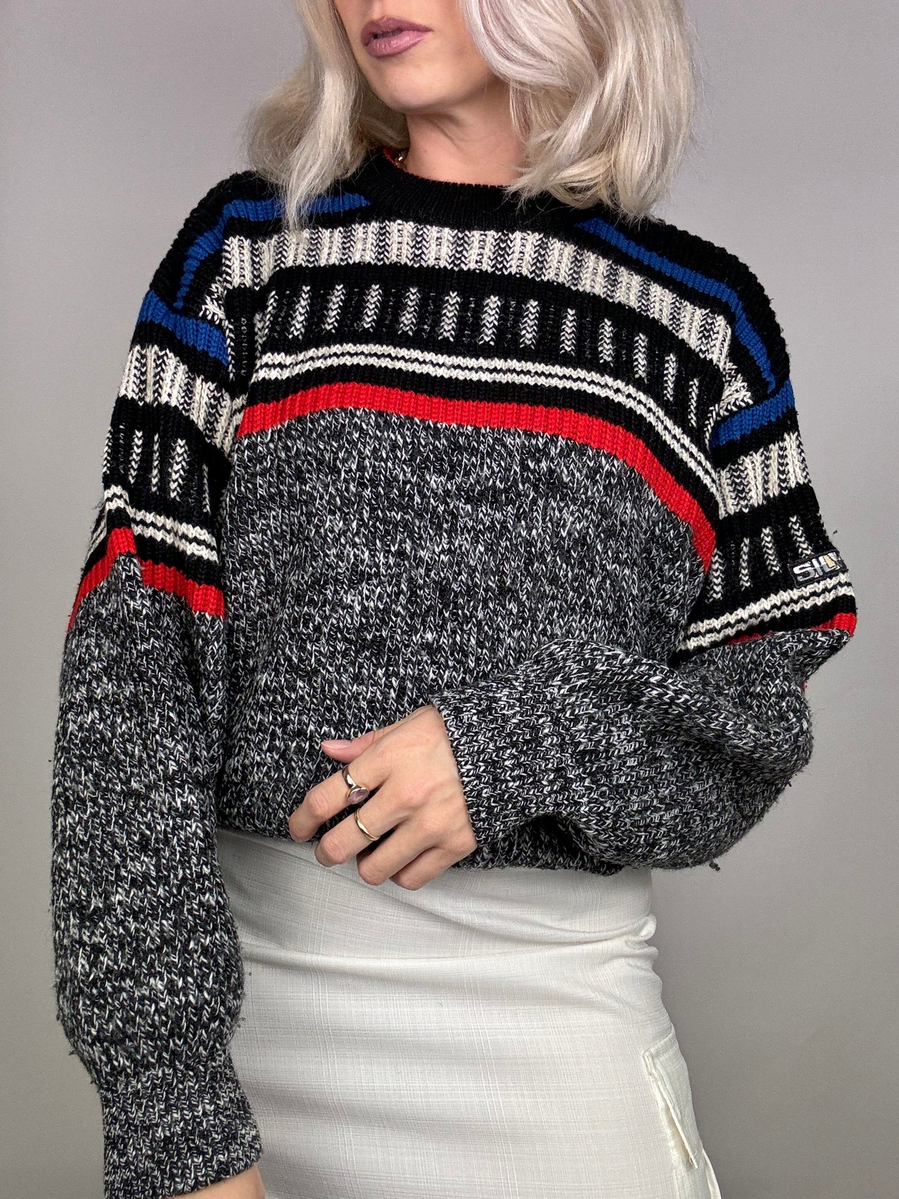 Vintage gray knitted sweater