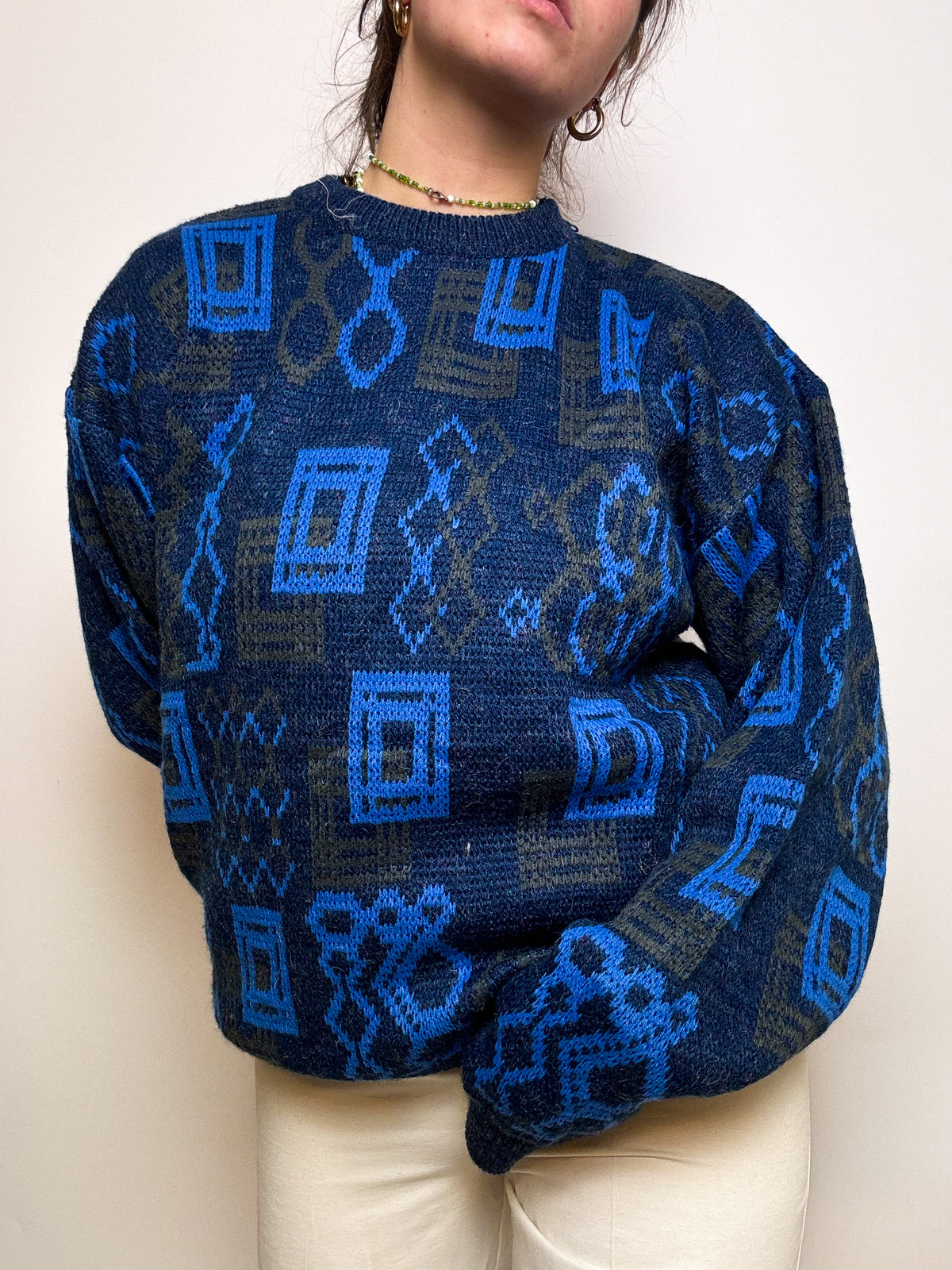 Blue vintage wool sweater L 