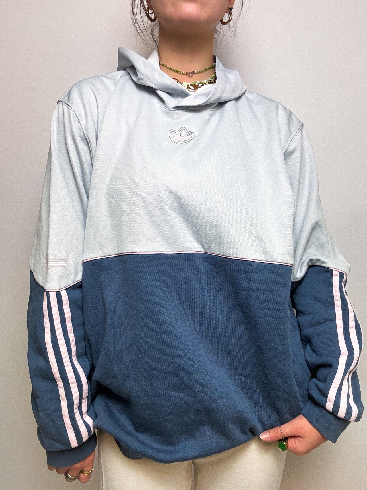 Adidas vintage blue hooded sweater L 