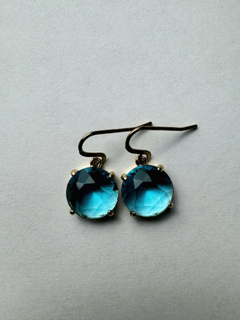 Boucles d'oreilles vintage orné d'une pierre turquoise