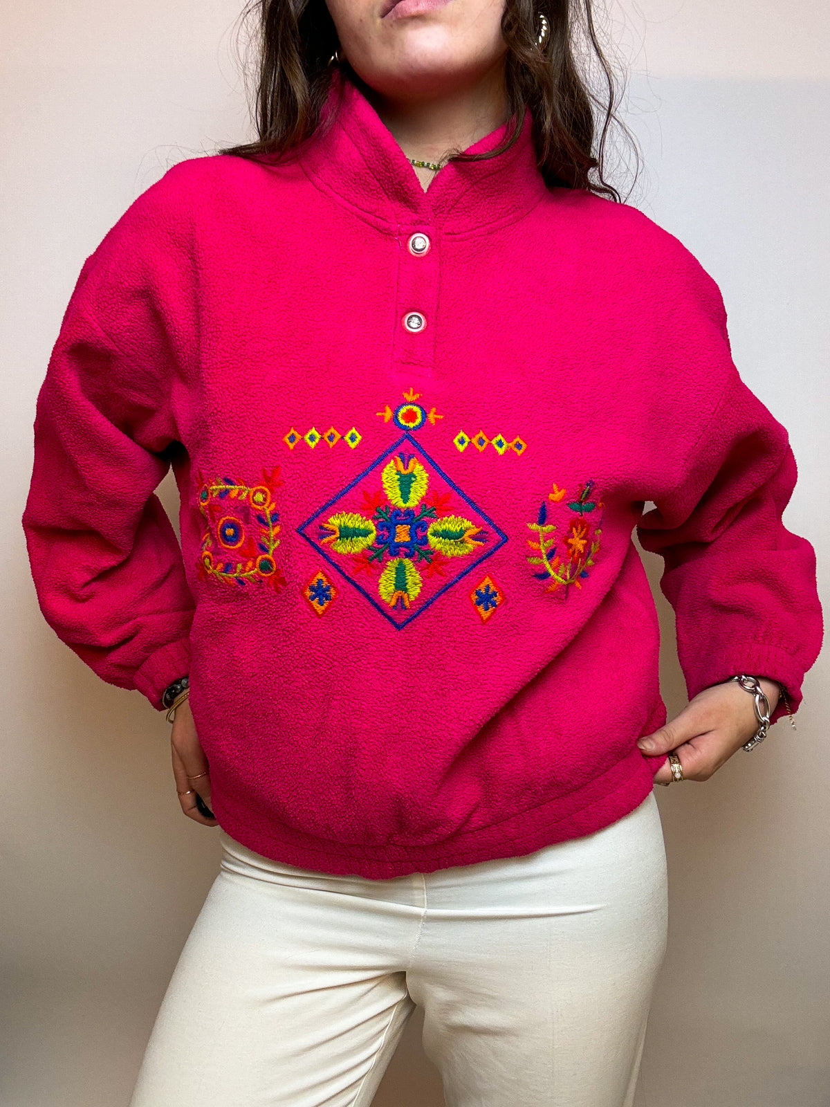 Pink fleece sweater with vintage snap buttons M 