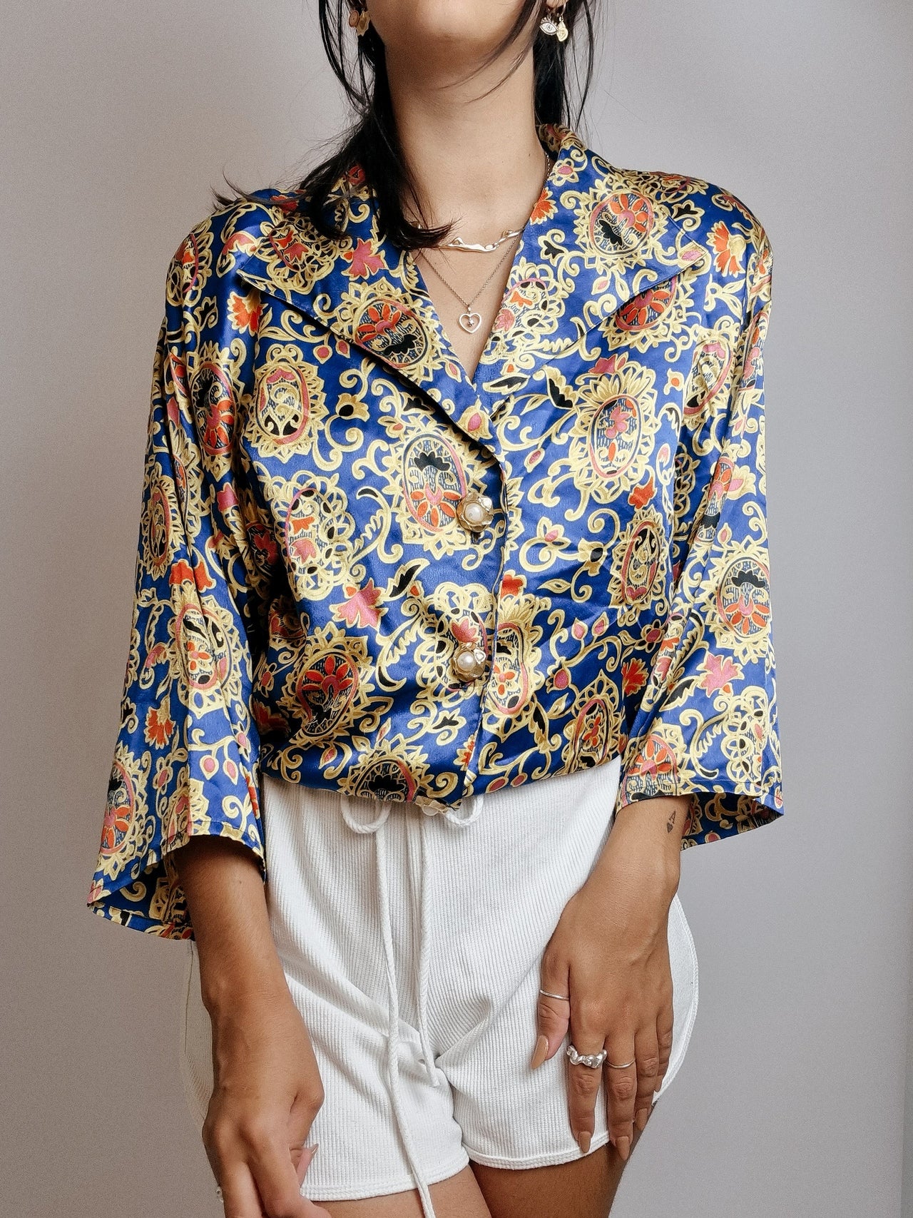 Vintage shirt with blue and yellow patterns 