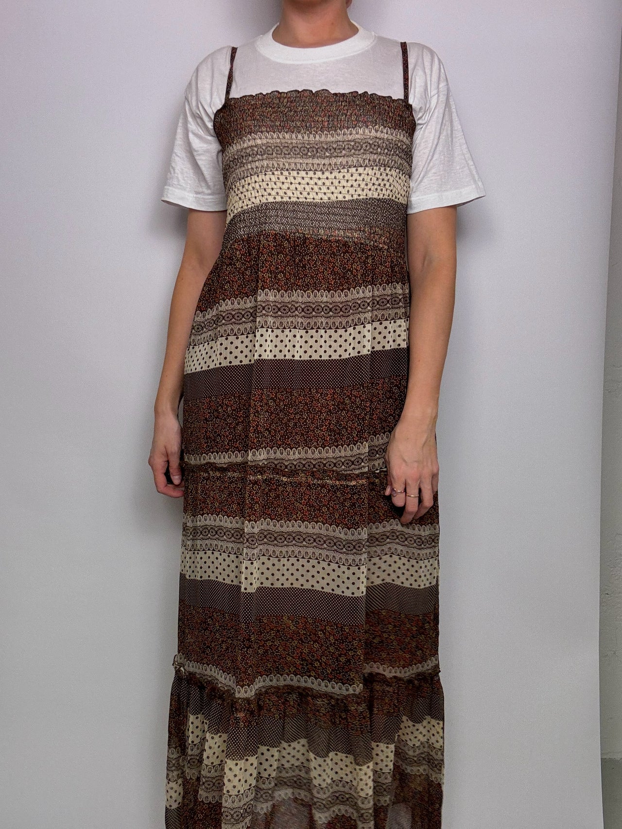 Robe maxi brune fleurie vintage