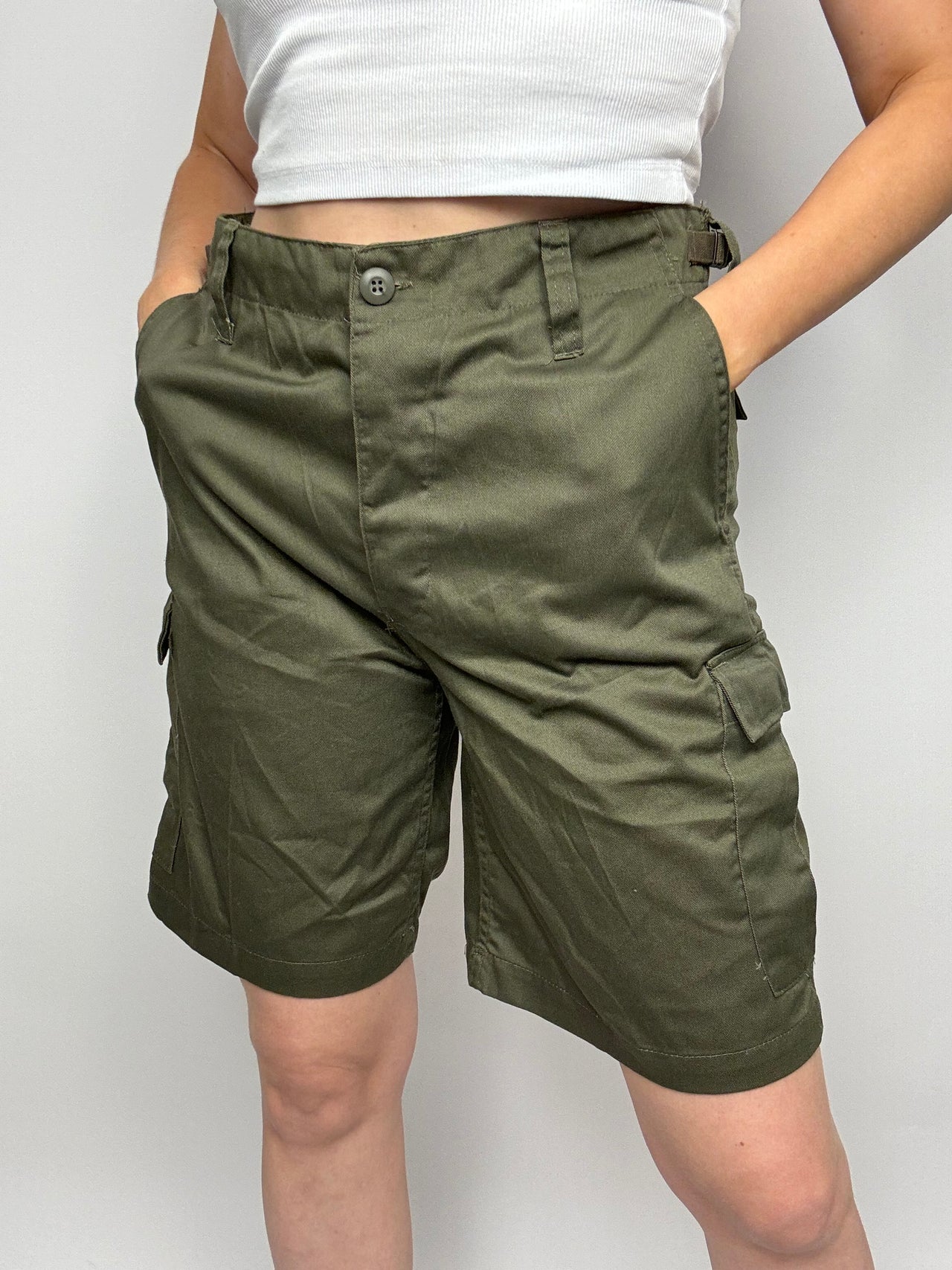 Vintage-Cargo-Shorts in Khaki