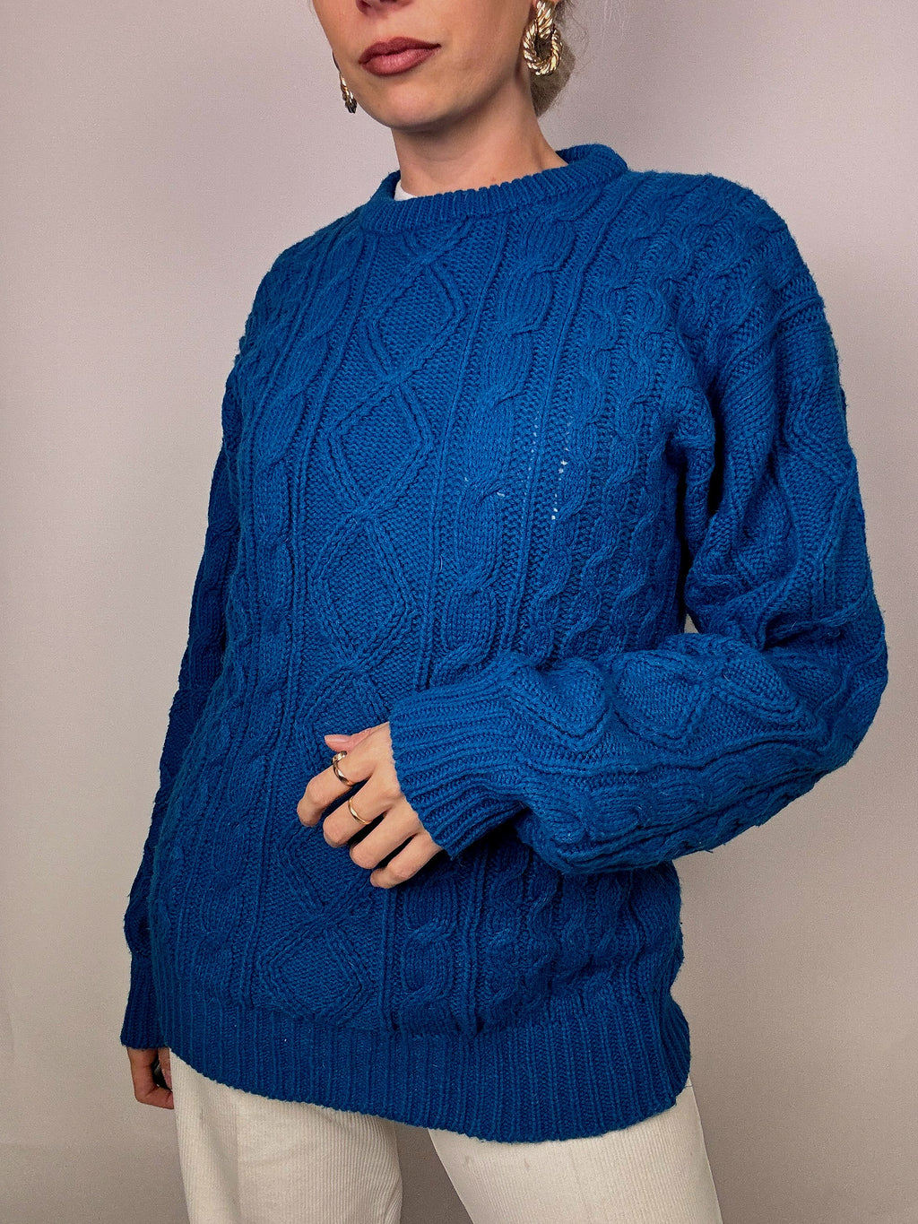 Royal blue/turquoise knitted sweater