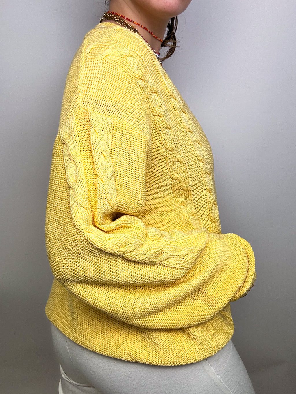 Vintage V-neck knit sweater in chick yellow L/XL 