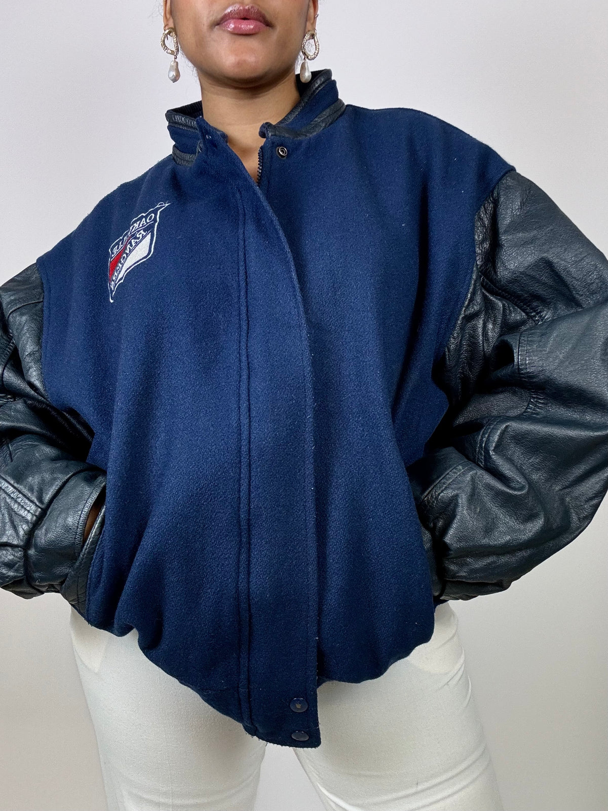 American bomber navy blue/black leather sleeves Vintage L