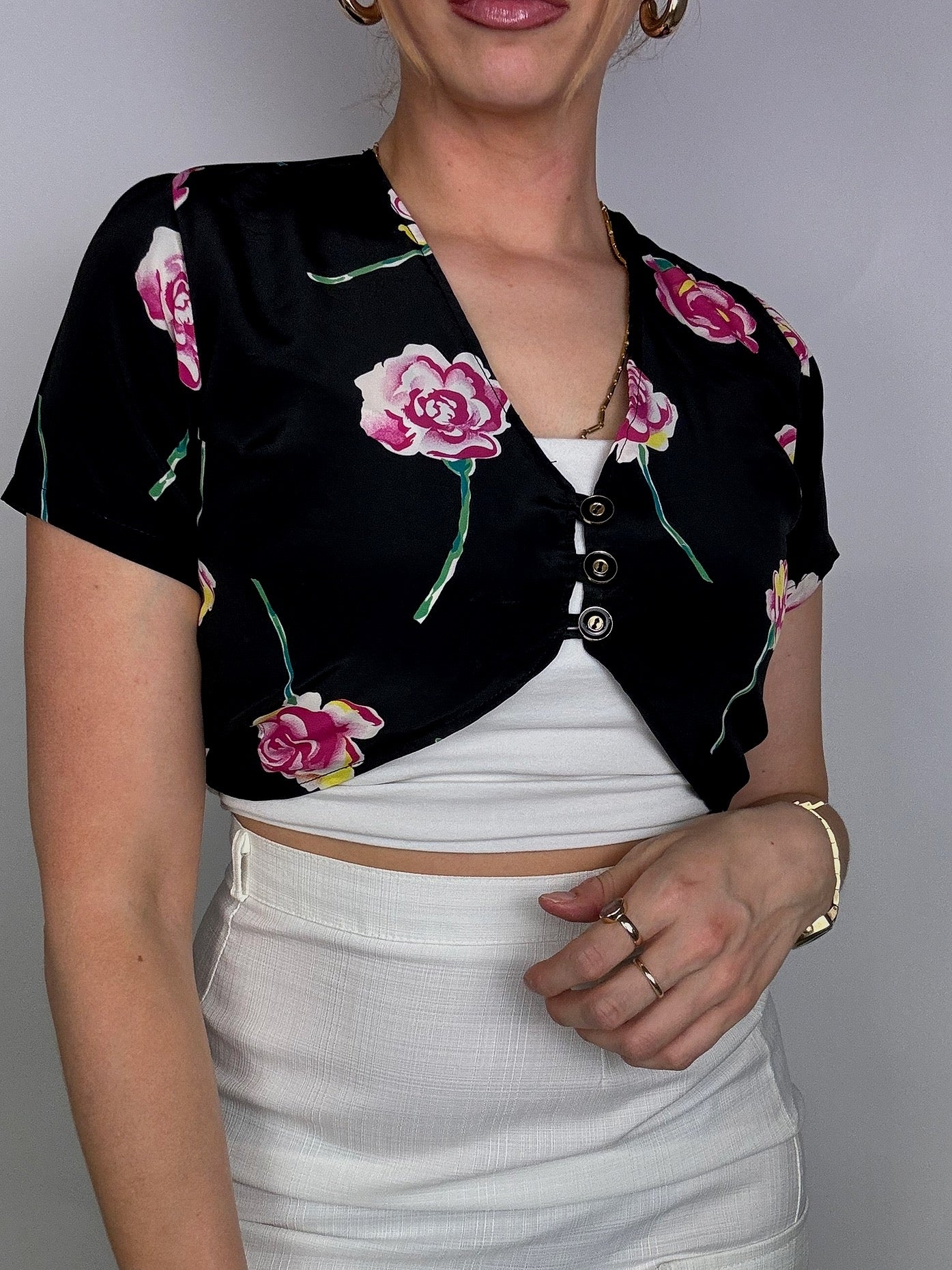 Chemisier crop top noir fleurie vintage