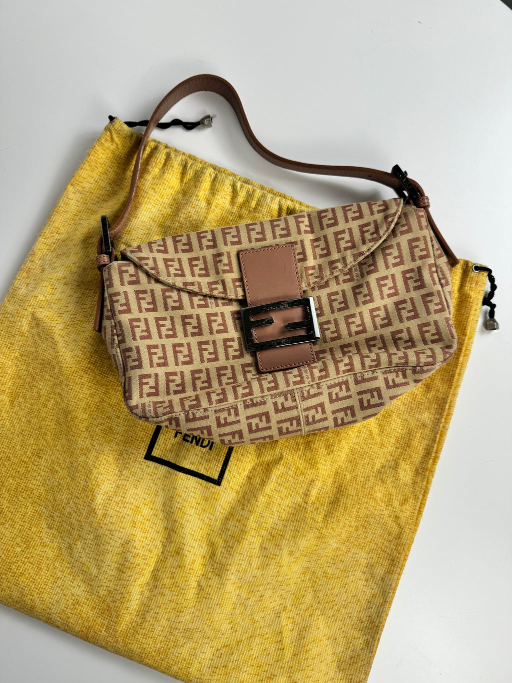 Sac Fendi Baguette Rose en Toile