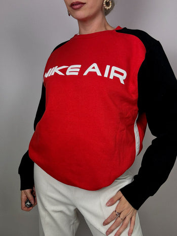 Pull Nike air noir et rouge