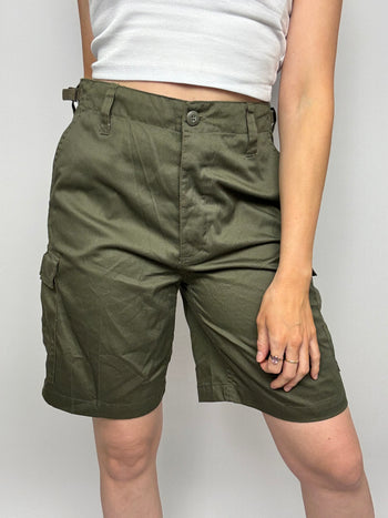 Vintage-Cargo-Shorts in Khaki