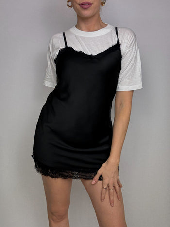 Robe mini en satin noire vintage