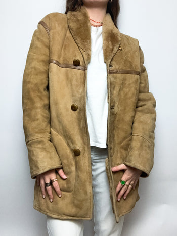 Vintage beige shearling coat M/L 