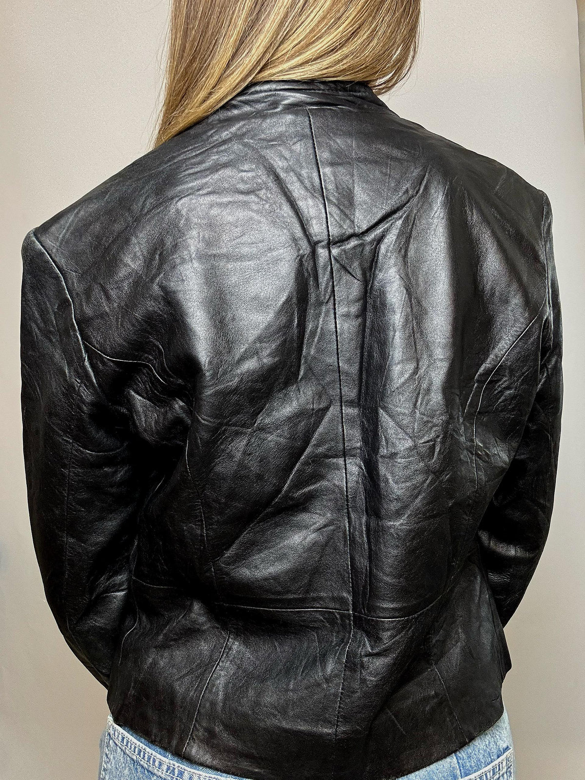 Veste en cuir courte vintage