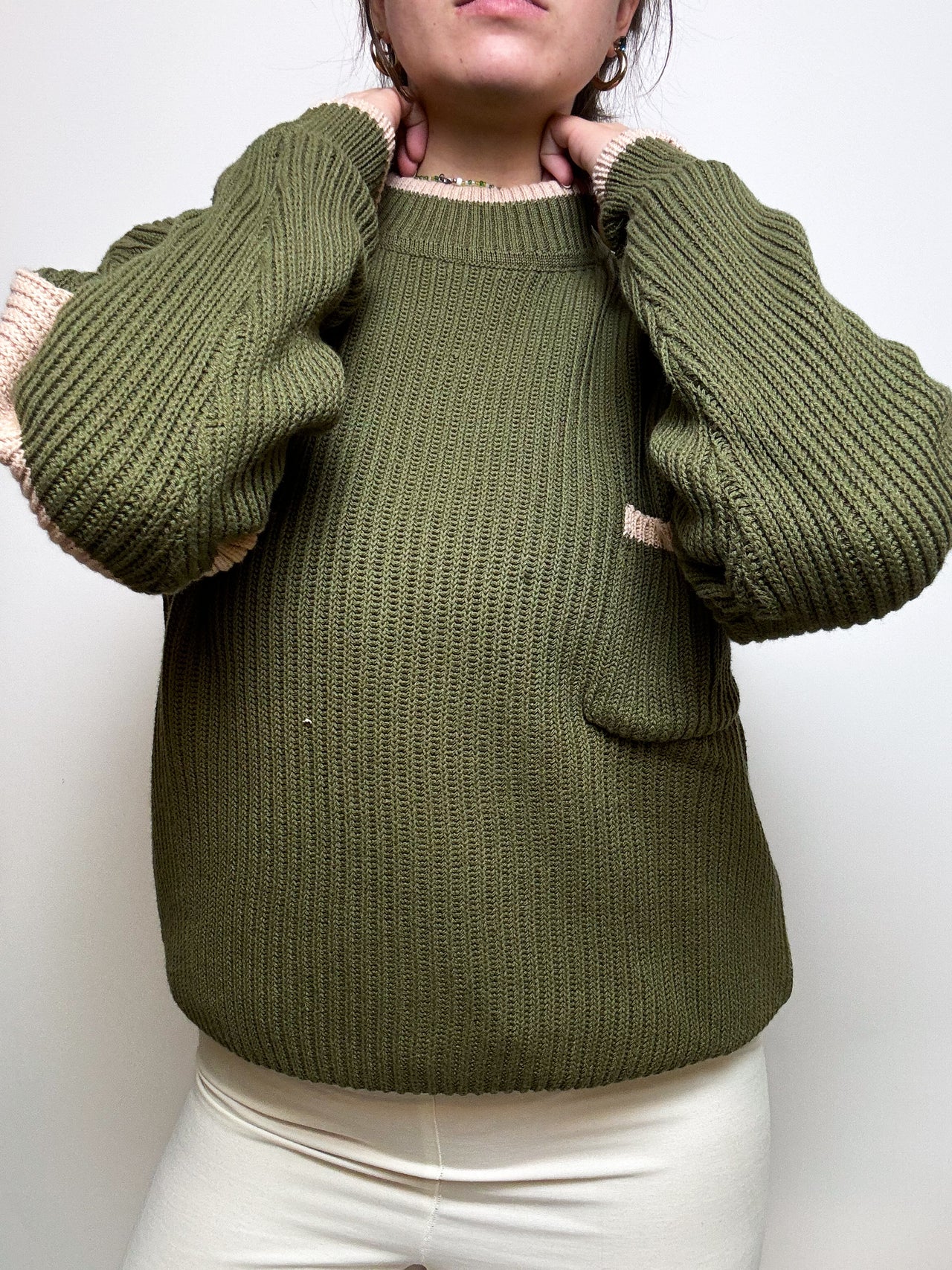 Khakifarbener Vintage-Stehkragenpullover M