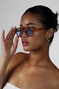 Blaue, recycelte, rechteckige Vintage-Brille mit blauen Gläsern 