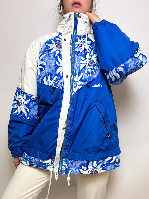 White down jacket with vintage blue patterns L 