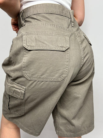 Vintage-Cargo-Shorts in Khaki