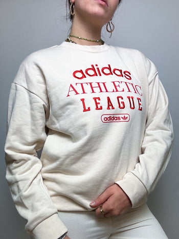 Cream white and red vintage adidas sweater M/L