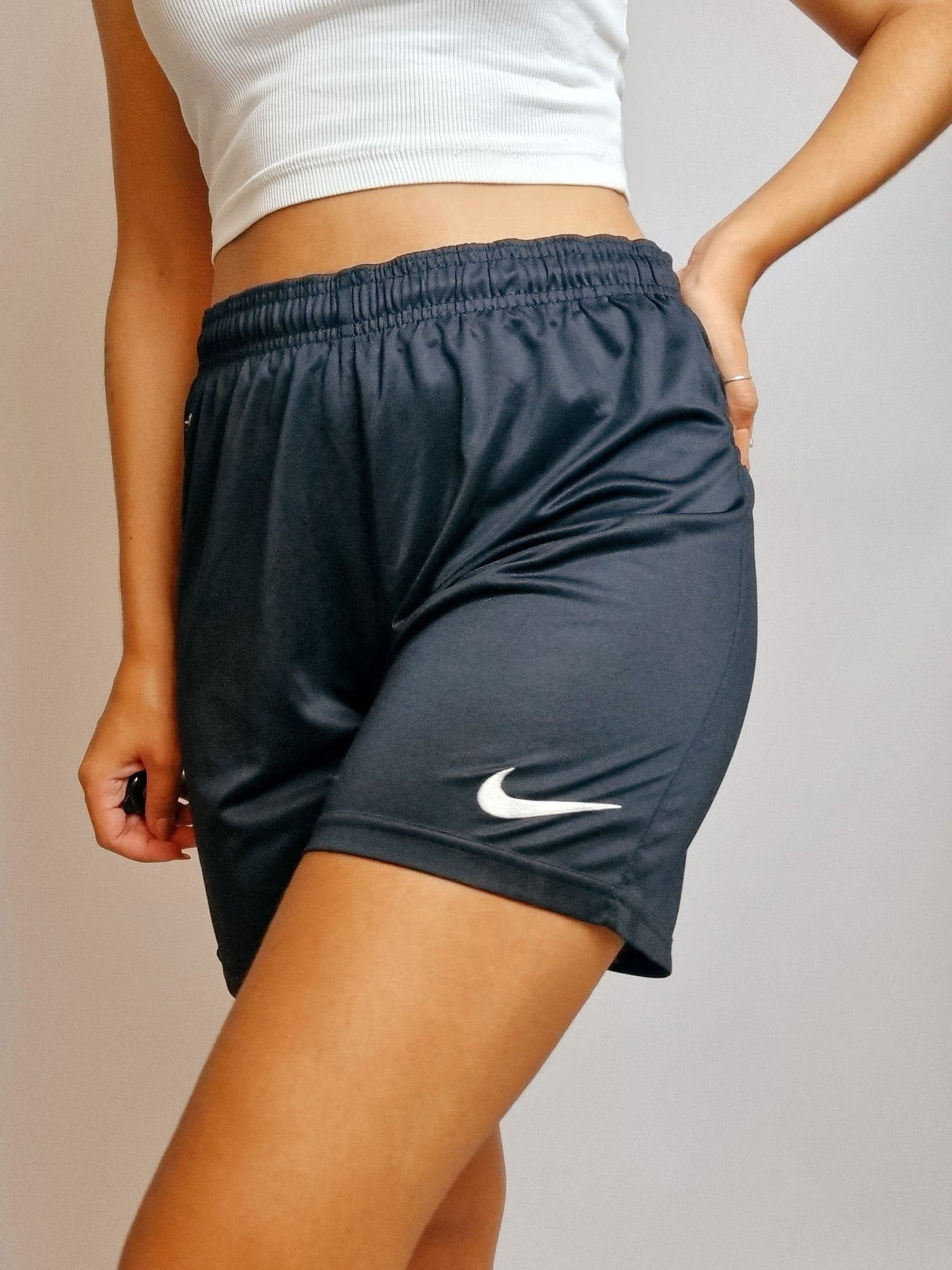 Short vintage noir Nike Dri-Fit S