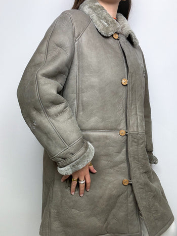 Vintage taupe shearling coat L 