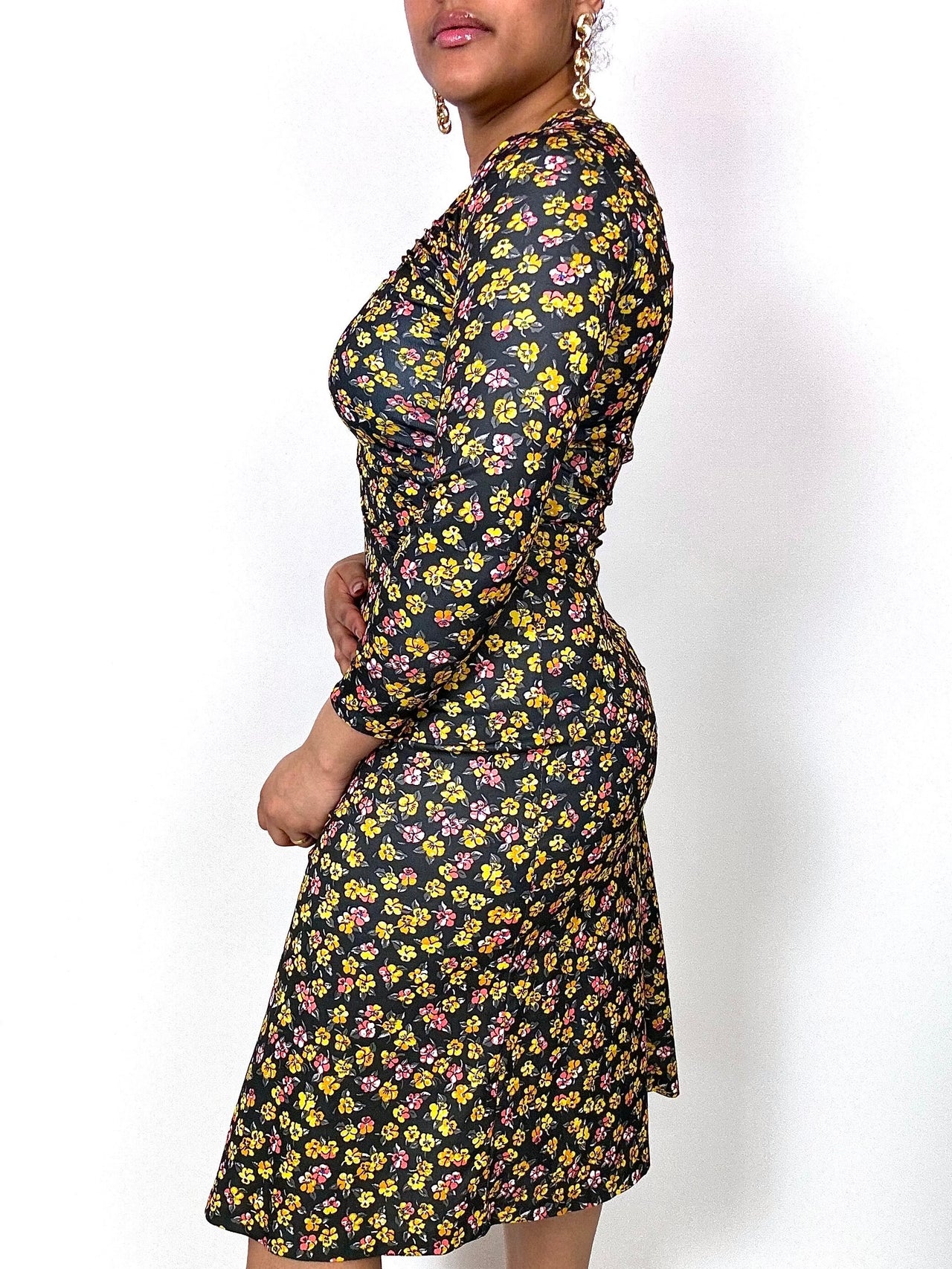 Robe vintage noire à fleurs S/M