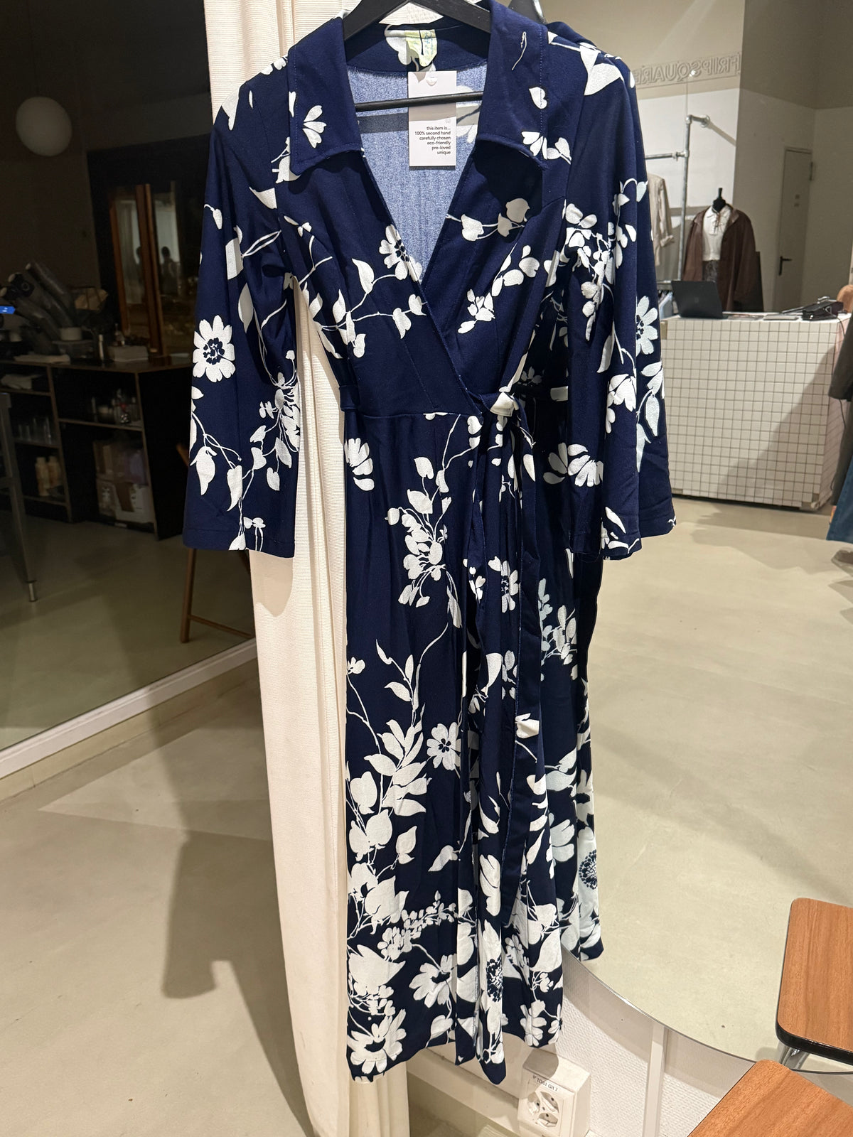 M Live floral navy dress