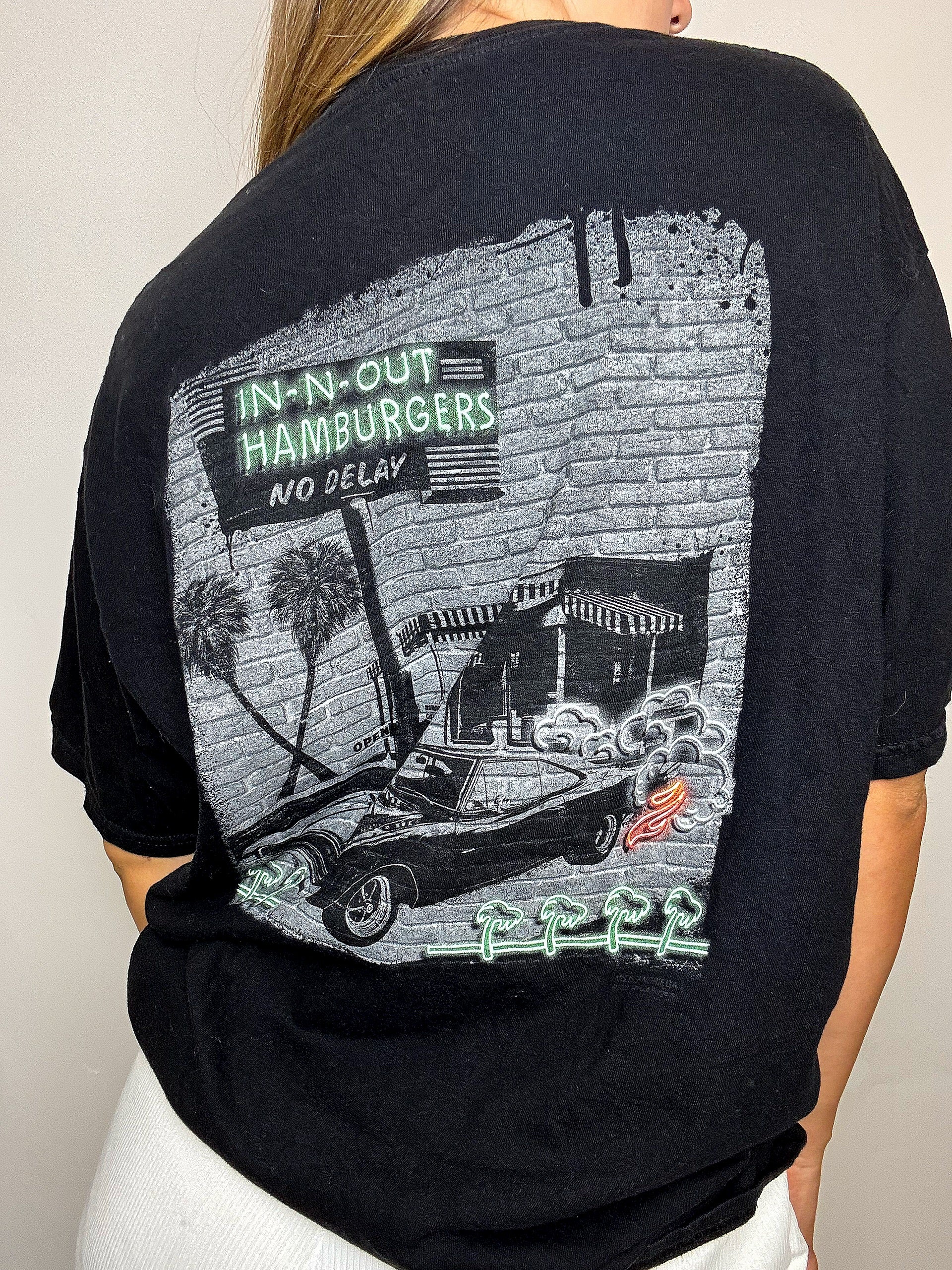 IN N OUT black XL vintage t-shirt